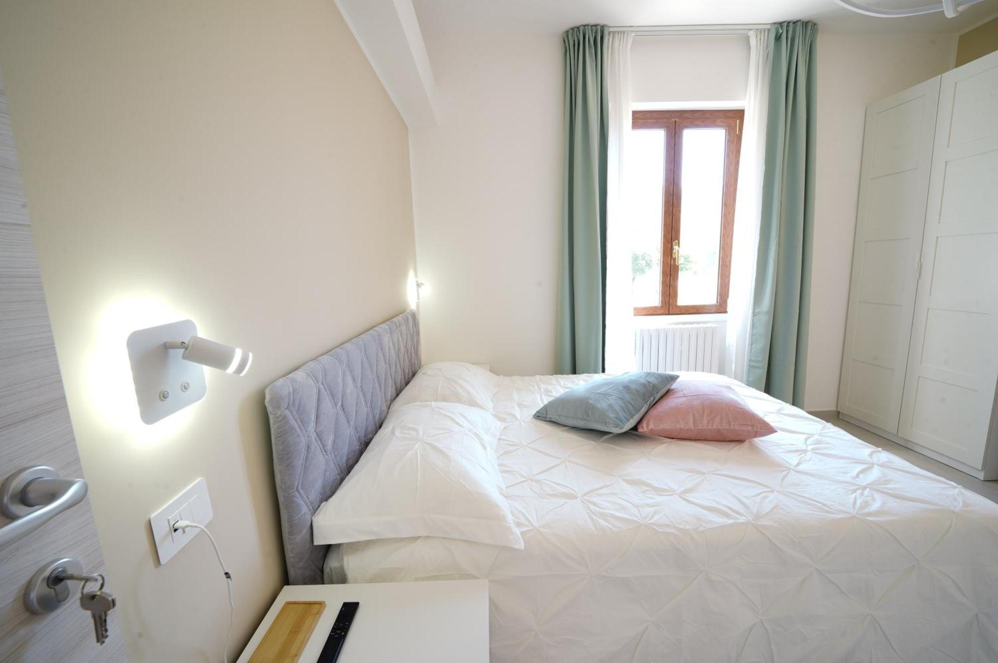 Ritz Salerno Apartment Bagian luar foto