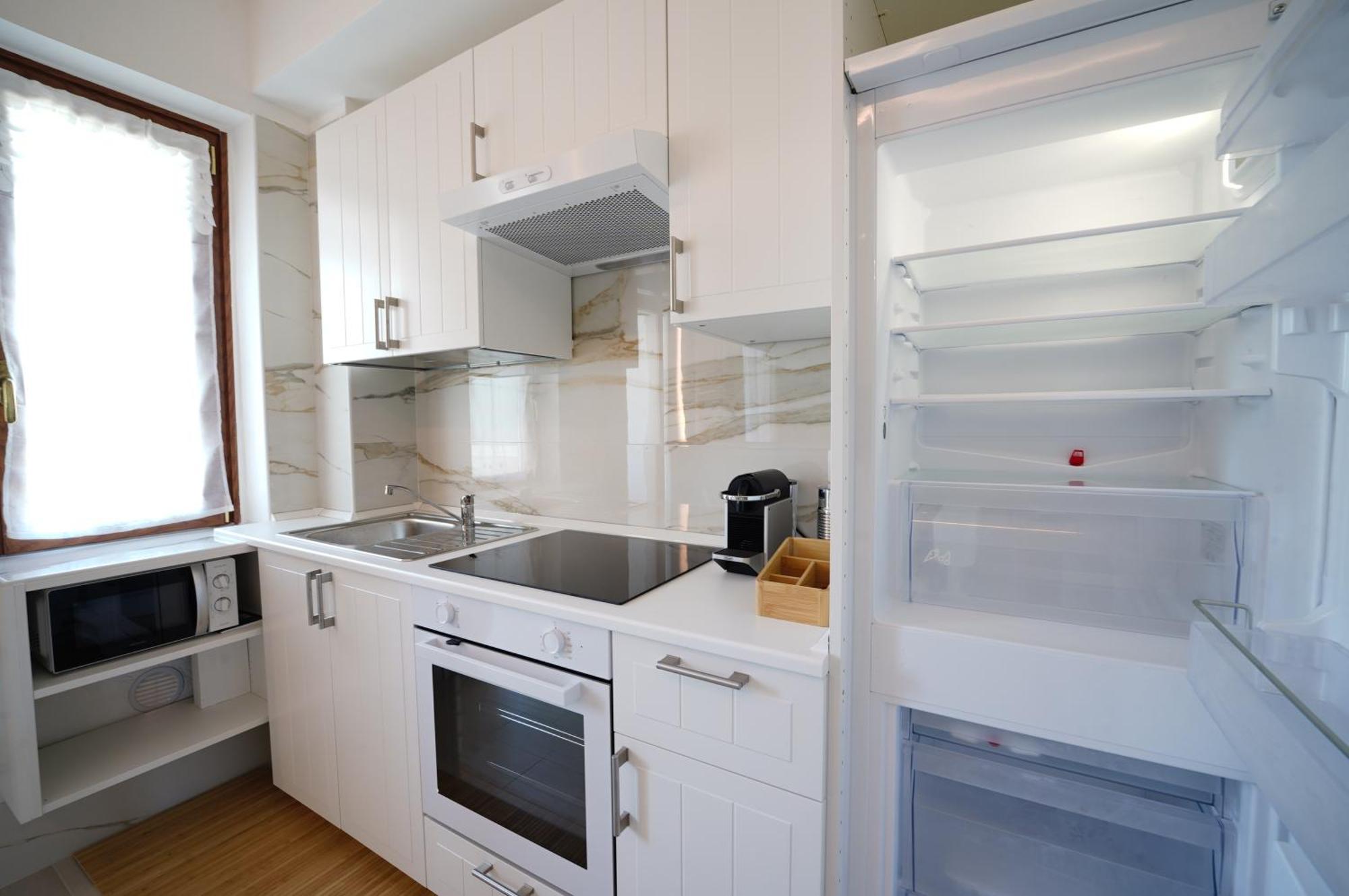 Ritz Salerno Apartment Bagian luar foto
