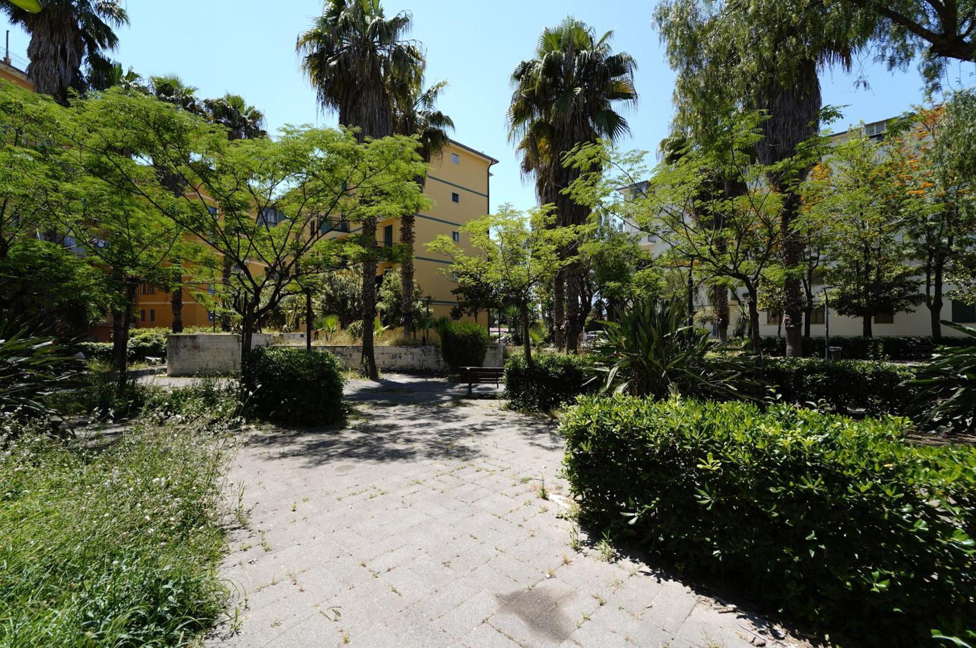 Ritz Salerno Apartment Bagian luar foto